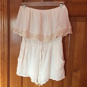Forever 21 White Romper Size s